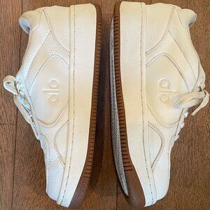 ALO Recovery Mode Sneaker | Size W 7.5 | Natural White w/Gum Sole